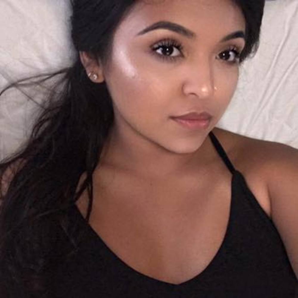 Meet your Posher, Alix